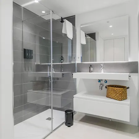 Vivi Homes - Coral With Sea Views & Pool Apartment Fuengirola